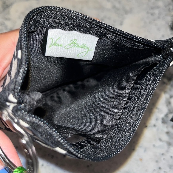 NWT Vera Bradley Zip ID case black & white Keychain wallet - Picture 5 of 9